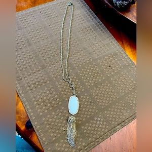 GUC Kendra Scott necklace